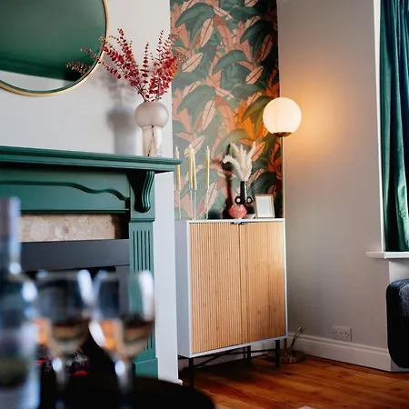 펜션 Bowling Terrace By Above Rubies - Stylish, 3 Bedroom, Pet Friendly House In 스킵턴