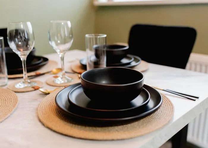 Stylish 3 Bed, Wifi, Dog Friendly, Walks Semesterbostad *