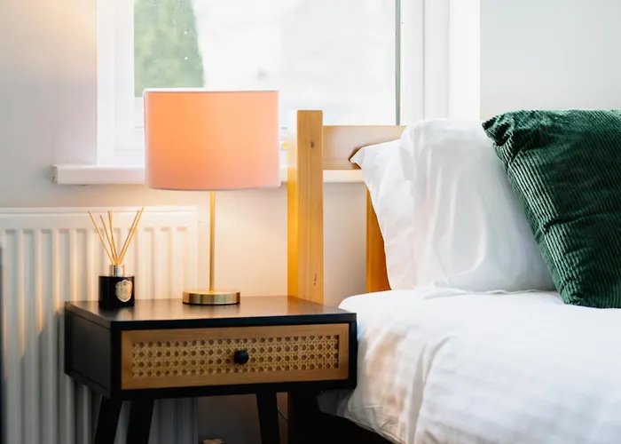 Semesterbostad Stylish 3 Bed, Wifi, Dog Friendly, Walks