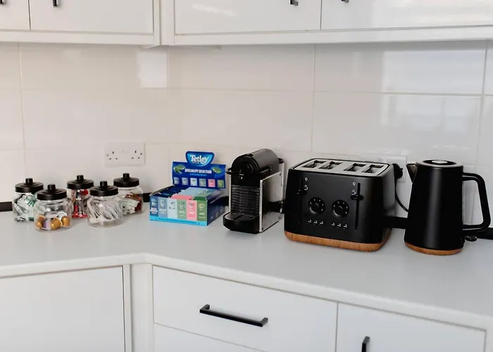 Semesterbostad Stylish 3 Bed, Wifi, Dog Friendly, Walks