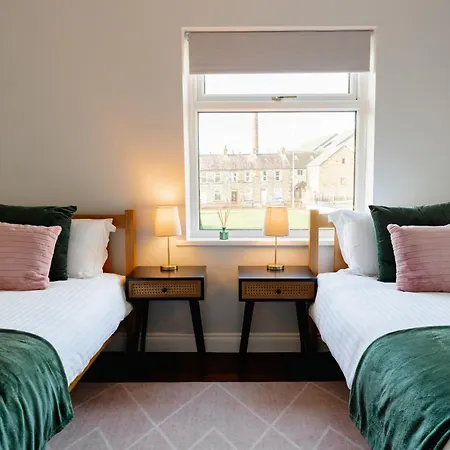 別荘 Bowling Terrace By Above Rubies - Stylish, 3 Bedroom, Pet Friendly House In スキプトン