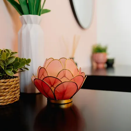 別荘 Bowling Terrace By Above Rubies - Stylish, 3 Bedroom, Pet Friendly House In