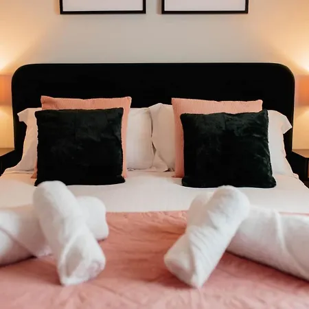 Bowling Terrace Above Rubies Dog Friendly, Walks Semesterbostad *