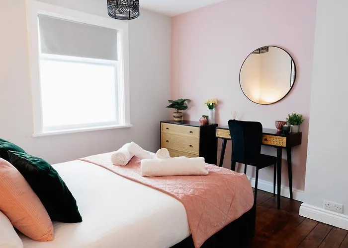 Stylish 3 Bed, Wifi, Dog Friendly, Walks